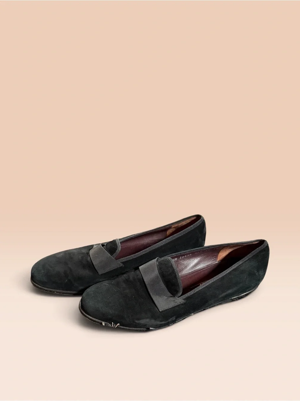 ferragamo made in Italy Men's Black Suede Loafers - Classic Slip-On Dress Shoe